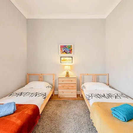La Petit Maison *