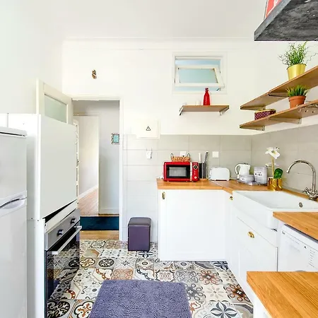 La Petit Maison *