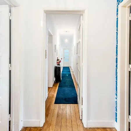 Apartment La Petit Maison