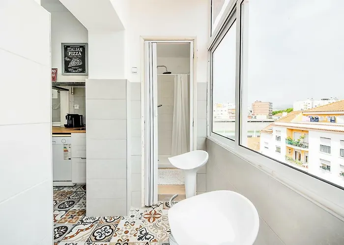 La Petit Maison * セトゥーバル